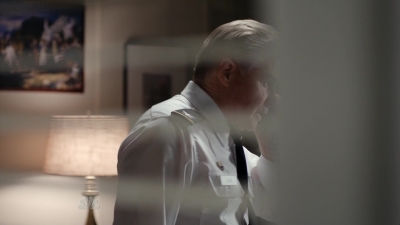 AMERICAN_ODYSSEY_-_1X06_WINGMAN_033.jpg