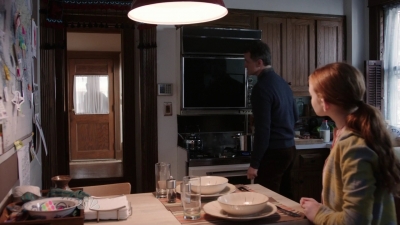AMERICAN_ODYSSEY_-_E1X09_FIGMO_004.jpg