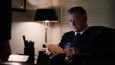 AMERICAN_ODYSSEY_-_E1X11_GINGERBREAD_021.jpg