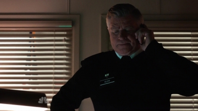 AMERICAN_ODYSSEY_-_E1X12_BUG_OUT_005.jpg