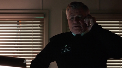 AMERICAN_ODYSSEY_-_E1X12_BUG_OUT_020.jpg