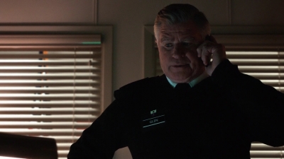 AMERICAN_ODYSSEY_-_E1X12_BUG_OUT_028.jpg
