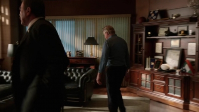 BLUE_BLOODS_-_E6X11_BACK_IN_THE_DAY_112.jpg