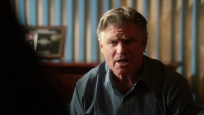 BLUE_BLOODS_-_E6X11_BACK_IN_THE_DAY_220.jpg