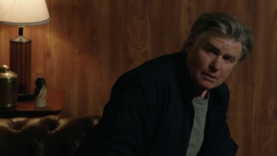 BLUE_BLOODS_-_E8X17_CLOSE_CALLS_008.jpg