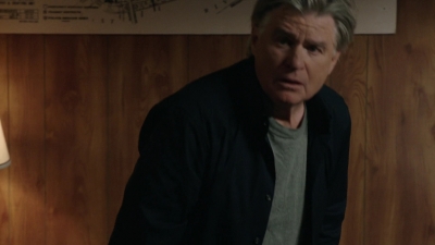 BLUE_BLOODS_-_E8X17_CLOSE_CALLS_010.jpg