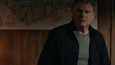 BLUE_BLOODS_-_E8X17_CLOSE_CALLS_013.jpg