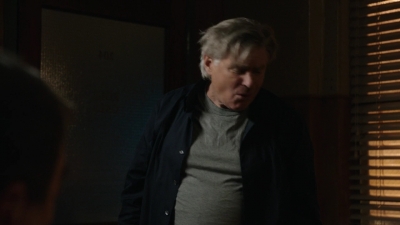 BLUE_BLOODS_-_E8X17_CLOSE_CALLS_026.jpg