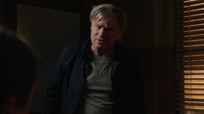 BLUE_BLOODS_-_E8X17_CLOSE_CALLS_030.jpg