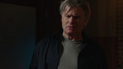 BLUE_BLOODS_-_E8X17_CLOSE_CALLS_071.jpg