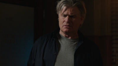 BLUE_BLOODS_-_E8X17_CLOSE_CALLS_072.jpg