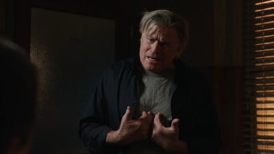 BLUE_BLOODS_-_E8X17_CLOSE_CALLS_096.jpg