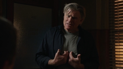 BLUE_BLOODS_-_E8X17_CLOSE_CALLS_098.jpg