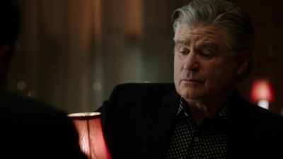 BLUE_BLOODS_-_E8X17_CLOSE_CALLS_109.jpg
