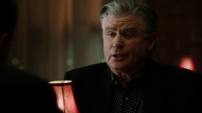 BLUE_BLOODS_-_E8X17_CLOSE_CALLS_110.jpg