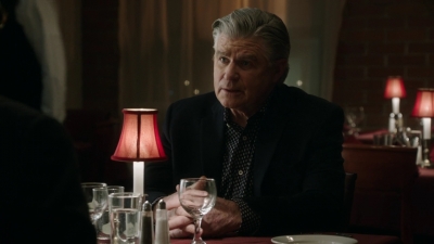 BLUE_BLOODS_-_E8X17_CLOSE_CALLS_115.jpg