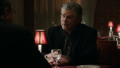 BLUE_BLOODS_-_E8X17_CLOSE_CALLS_117.jpg