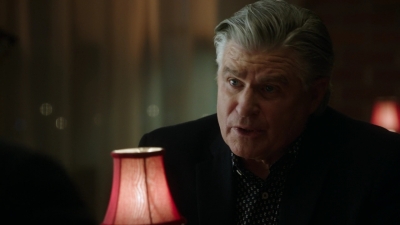 BLUE_BLOODS_-_E8X17_CLOSE_CALLS_139.jpg