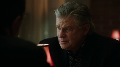 BLUE_BLOODS_-_E8X17_CLOSE_CALLS_143.jpg
