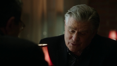 BLUE_BLOODS_-_E8X17_CLOSE_CALLS_159.jpg
