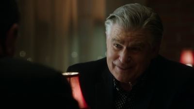 BLUE_BLOODS_-_E8X17_CLOSE_CALLS_169.jpg