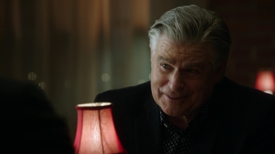 BLUE_BLOODS_-_E8X17_CLOSE_CALLS_171.jpg