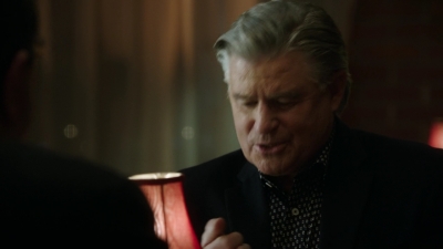 BLUE_BLOODS_-_E8X17_CLOSE_CALLS_209.jpg