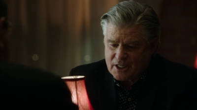 BLUE_BLOODS_-_E8X17_CLOSE_CALLS_215.jpg