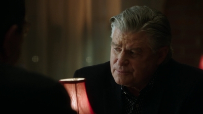 BLUE_BLOODS_-_E8X17_CLOSE_CALLS_224.jpg