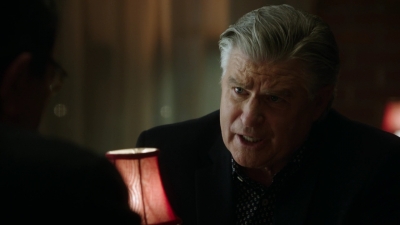 BLUE_BLOODS_-_E8X17_CLOSE_CALLS_229.jpg