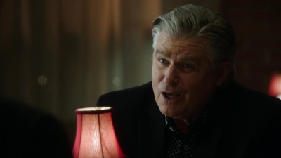 BLUE_BLOODS_-_E8X17_CLOSE_CALLS_236.jpg