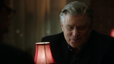 BLUE_BLOODS_-_E8X17_CLOSE_CALLS_254.jpg