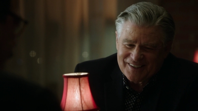 BLUE_BLOODS_-_E8X17_CLOSE_CALLS_257.jpg