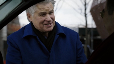 BLUE_BLOODS_-_E8X17_CLOSE_CALLS_295.jpg
