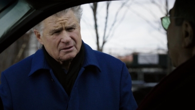 BLUE_BLOODS_-_E8X17_CLOSE_CALLS_314.jpg