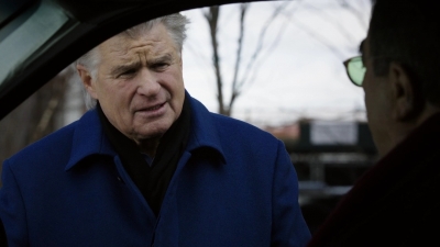 BLUE_BLOODS_-_E8X17_CLOSE_CALLS_317.jpg