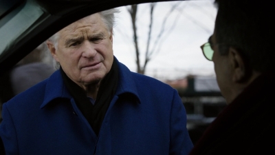 BLUE_BLOODS_-_E8X17_CLOSE_CALLS_319.jpg