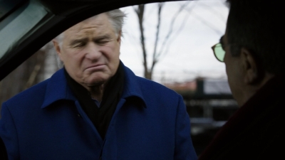 BLUE_BLOODS_-_E8X17_CLOSE_CALLS_322.jpg
