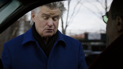 BLUE_BLOODS_-_E8X17_CLOSE_CALLS_329.jpg
