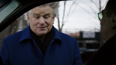 BLUE_BLOODS_-_E8X17_CLOSE_CALLS_336.jpg
