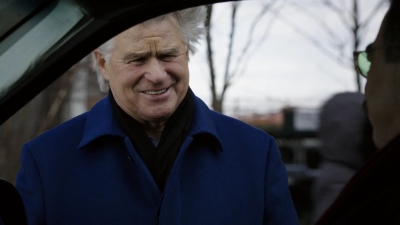 BLUE_BLOODS_-_E8X17_CLOSE_CALLS_344.jpg