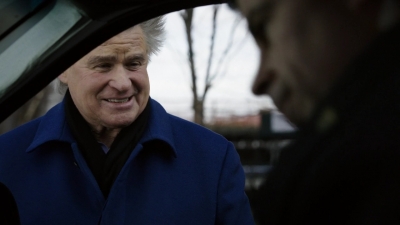BLUE_BLOODS_-_E8X17_CLOSE_CALLS_352.jpg