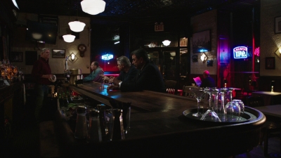 BLUE_BLOODS_-_E9X17_TWO_FACED_011.jpg