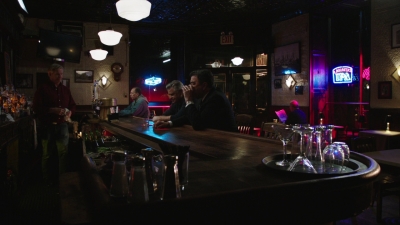 BLUE_BLOODS_-_E9X17_TWO_FACED_015.jpg