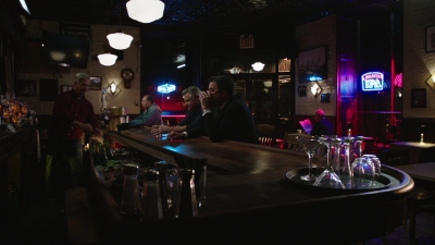 BLUE_BLOODS_-_E9X17_TWO_FACED_016.jpg