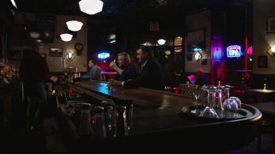 BLUE_BLOODS_-_E9X17_TWO_FACED_020.jpg