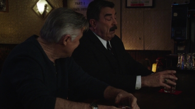 BLUE_BLOODS_-_E9X17_TWO_FACED_046.jpg