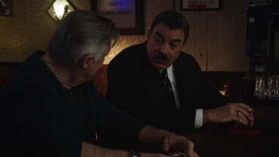 BLUE_BLOODS_-_E9X17_TWO_FACED_051.jpg