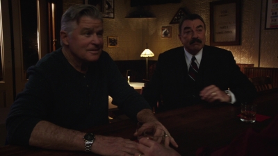 BLUE_BLOODS_-_E9X17_TWO_FACED_066.jpg