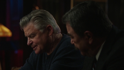 BLUE_BLOODS_-_E9X17_TWO_FACED_088.jpg